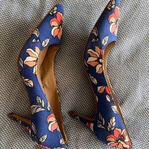 Ann Taylor Blue Floral Canvas Pointed Toe Kitten Heel Pumps 7M